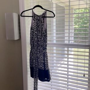 Black cheetah print, Express, Size medium.